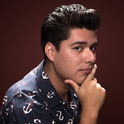 Headshot photography of Rob Knauf.